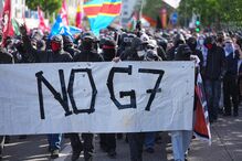 Confrontos entre manifestantes anti-G7 e polícia perto da sede da ONU em Genebra