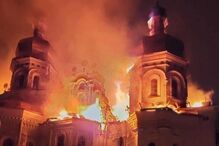 Rússia ataca Kiev com mísseis. Catedral ucraniana classificada como Património da Humanidade pela UNESCO está em chamas