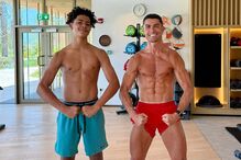 Cristianinho celebra 16 anos no dia de estreia de Portugal no Mundial