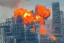 Ucrânia ataca Rússia durante a madrugada. Refinaria de petróleo de Moscovo é atingida pela segunda vez em três dias