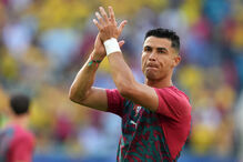 Ronaldo durante aquecimento para o jogo Portugal - Colômbia