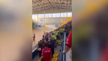 Jogo de futsal feminino Nun'Álvares-Benfica termina em desacatos entre jogadoras e adeptos