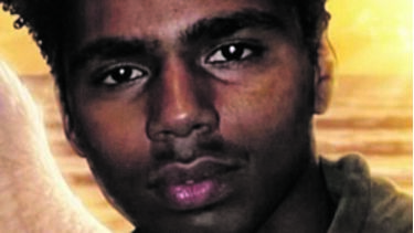 Jovem que ficou ferido em tiroteio que matou o amigo está em morte cerebral