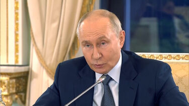 “Onde está um facto comprovado?”: Putin rejeita acusações de interferência russa na Europa