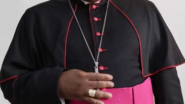 Investigação criminal diz que bispo de Quelimane foi morto com tiro no coração no centro de Moçambique