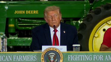 Trump garante que guerra com o Irão terminará “de uma forma ou de outra”
