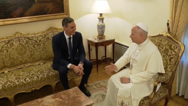 Pedro Sánchez reúne-se com o Papa Leão XIV em Madrid