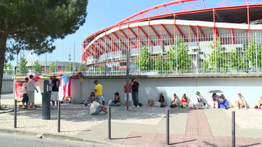"Tinha tudo para acreditar que era verdade": Vítimas de burla com bilhetes para o Bad Bunny em Lisboa quebram o silêncio