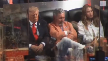 Trump parece adormecer durante jogo das finais da NBA em Nova Iorque