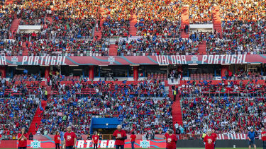 Homem morre após paragem cardiorrespiratória no estádio de Leiria minutos antes do Portugal-Nigéria