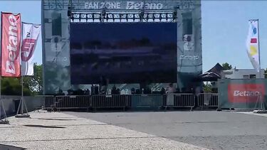 Fan Zone da Medialivre para o Mundial já está instalada em Vila Nova de Gaia