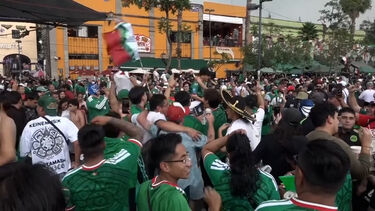 Adeptos do México celebram vitória sobre a África do Sul no jogo de abertura do Mundial 2026 
