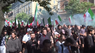 Dezenas de milhares de pessoas protestam em Roma em manifestações rivais sobre imigração