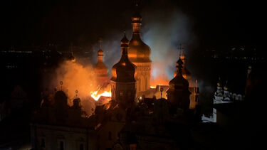 Ataque russo atinge mosteiro património da UNESCO em Kiev  
