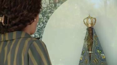 Desde o dia em que foi baleada, Maria fortaleceu a ligação à fé e vive agora em Fátima