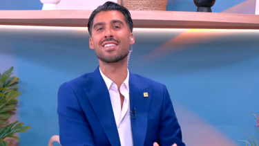 “Quando descobrirem que é um homem vai dar raia”: Léo Caeiro sobre José Castelo Branco na série 'Uma Diva na Tribo'