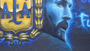 Messi ganha mural gigante em Dallas durante o Mundial
