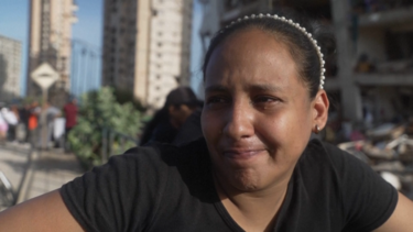 “Só quero saber onde está o meu filho”: mãe desesperada procura menino de oito anos desaparecido após sismos na Venezuela
