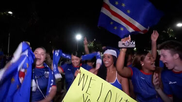 Adeptos de Cabo Verde festejam histórica qualificação para os 16 avos do Mundial