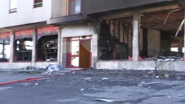 15 desalojados após incêndio em cave de uma loja em Santa Maria da Feira 