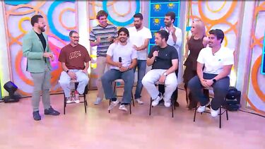 'Homens do Barco' cantaram "Vem Mundial, a Taça é Nossa" para homenagear Seleção Nacional 