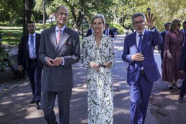 Príncipe Eduardo e a mulher, Sofia, com Carlos Moedas