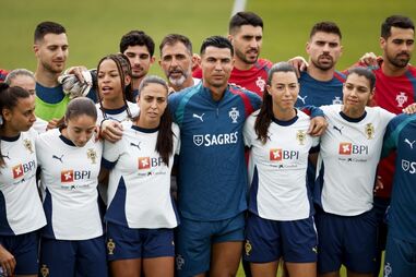 Portugal desce ao 22.º lugar no ranking feminino da FIFA
