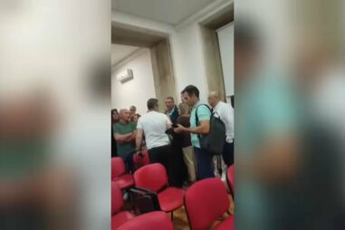 Reunião da Assembleia de Freguesia de Vila do Conde termina em pancadaria