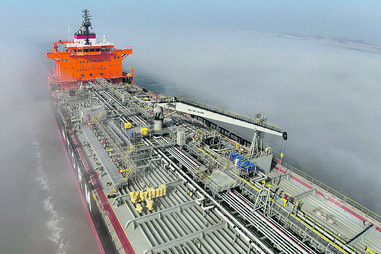O estreito de Ormuz continua fortemente condicionado à circulação de petroleiros 
