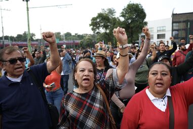 Manifestações e congestionamentos dominam Cidade do México no arranque do Mundial