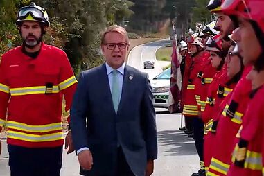 Governo está preparado para "soluções extraordinárias" de ajuda aos bombeiros