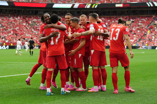 Suíça vence Canadá