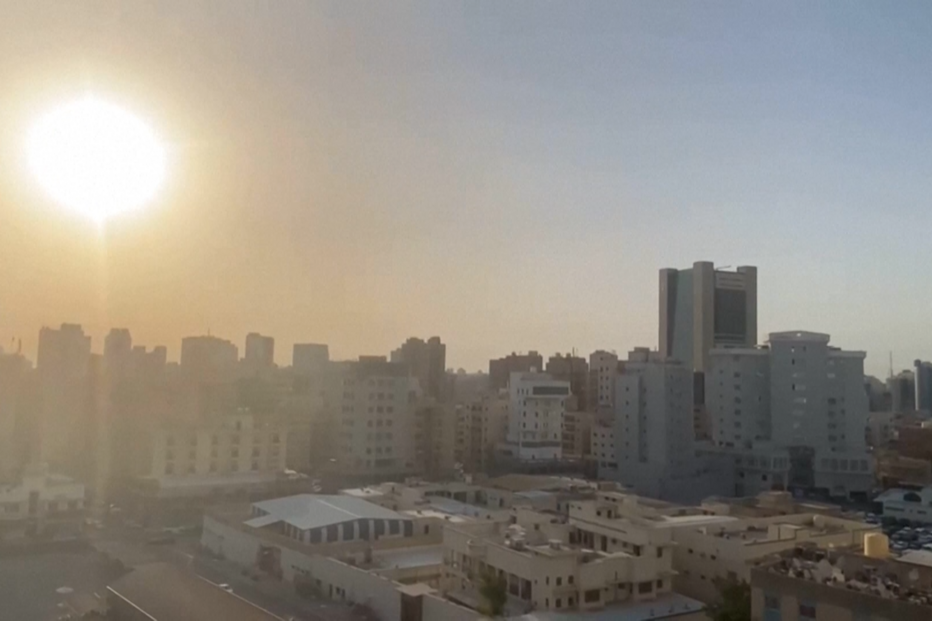 Sirenes ecoam na Cidade do Kuwait após ataque dos EUA a instalações militares iranianas