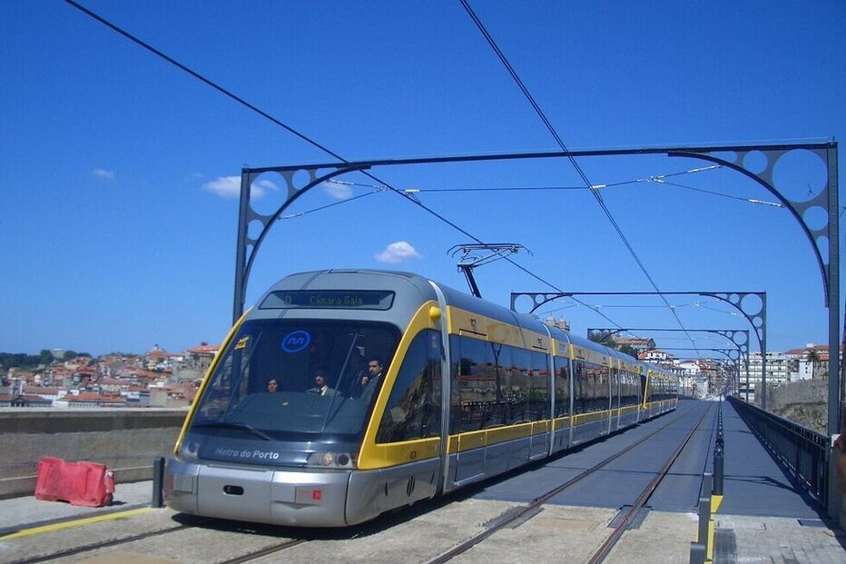 Metro do Porto funcionará durante todo o dia na Linha Amarela, entre Santo Ovídio e o Hospital de S. João