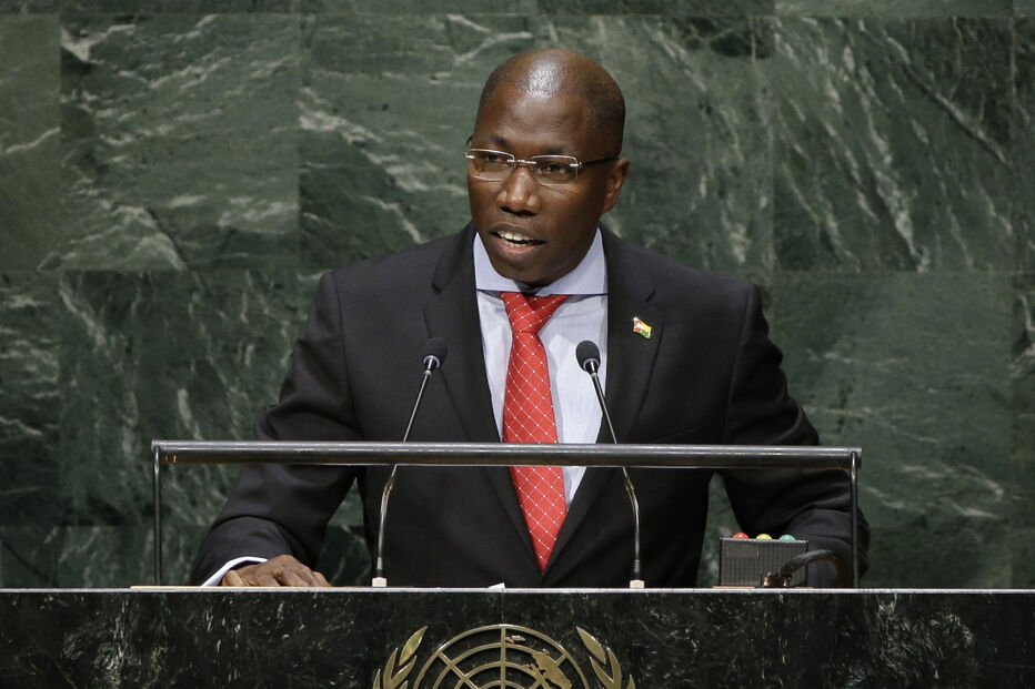 Domingos Simões Pereira foi detido um mês depois no golpe de Estado em que os militares tomaram o poder na Guiné-Bissau e que interrompeu as eleições gerais de 23 de novembro de 2025