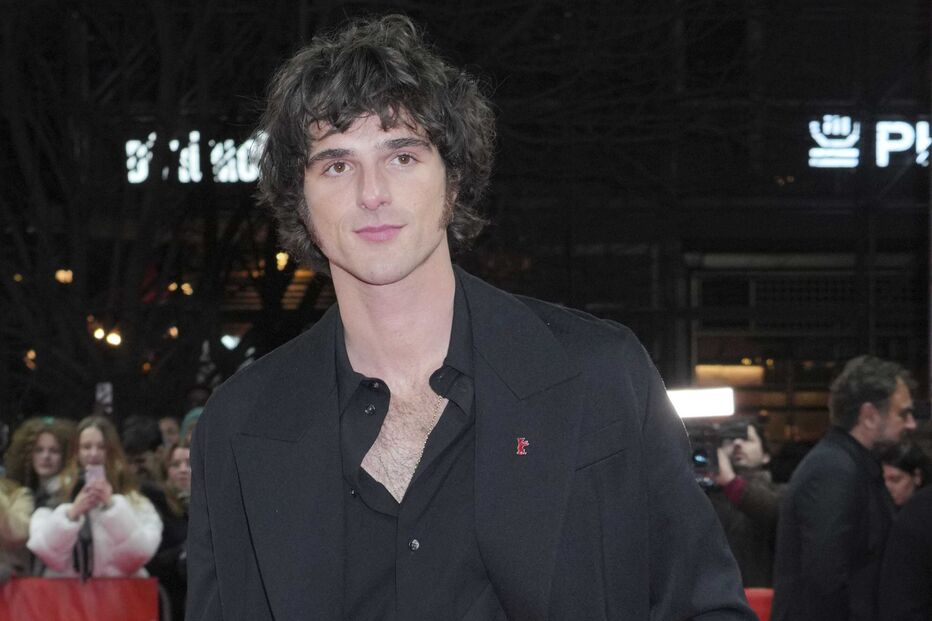 Jacob Elordi surge num evento após rumores sobre romance com Kendall Jenner