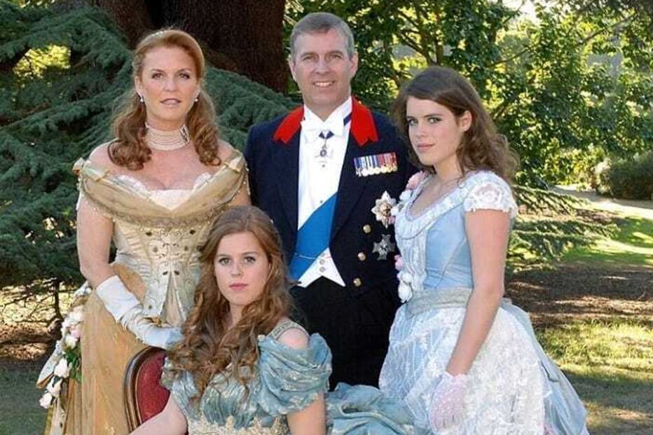 Sarah Ferguson mantém laços com André, apesar do divórcio