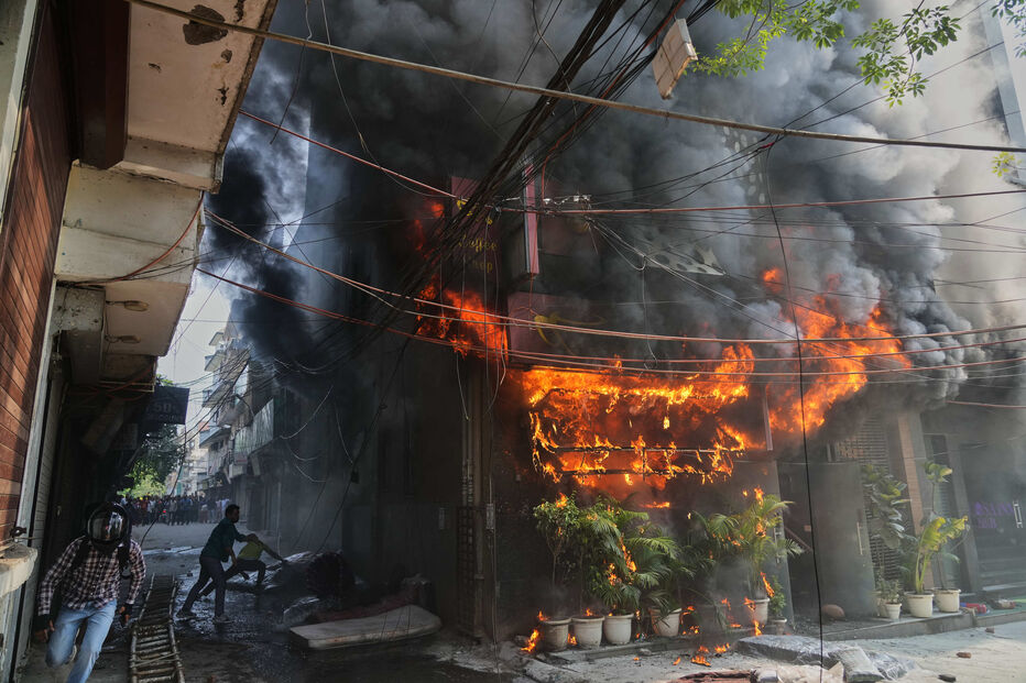 Incêndio num prédio na Índia