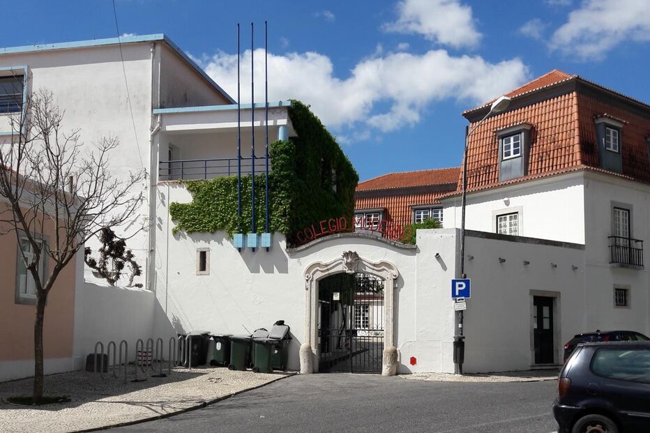 Colégio Moderno veta alunos
