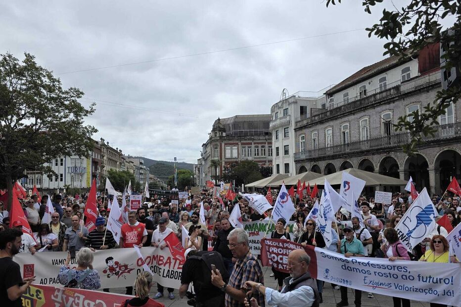 Centenas marcham contra o pacote laboral em Braga 