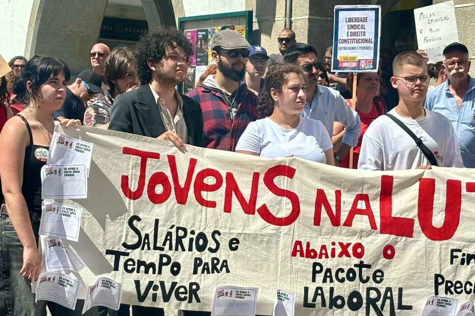 Em Évora a lta contra o pacote laboral faz-se na Praça do Giraldo 