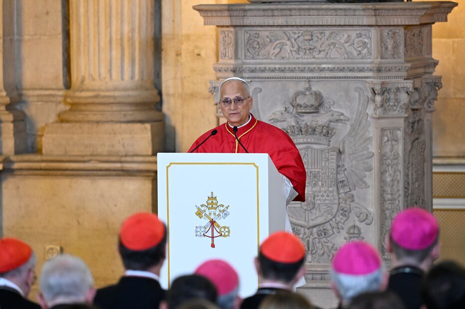 06/06/2026- : Leão XIV discursa no Palácio Real espanhol