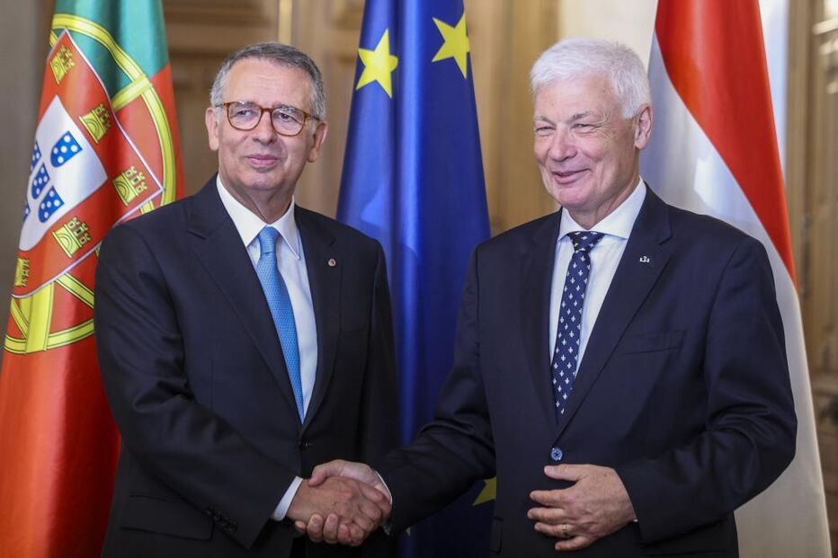 Presidente da Republica recebido por centenas de portugueses em Dudelange