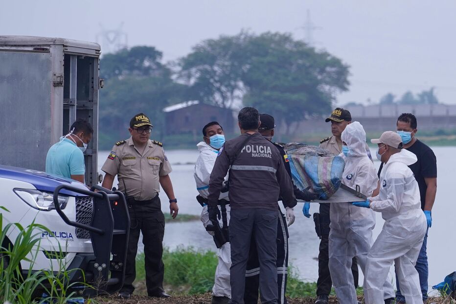 Oito jovens foram encontrados mortos em Daule, no Equador. Estavam dentro de sacos de juta