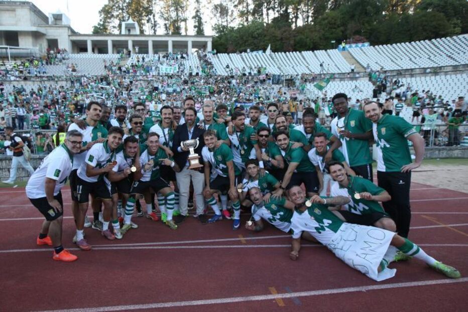 Leça conquistou esta quarta-feira o Campeonato de Portugal, quarto escalão do futebol português, ao vencer o Vitória Sernache