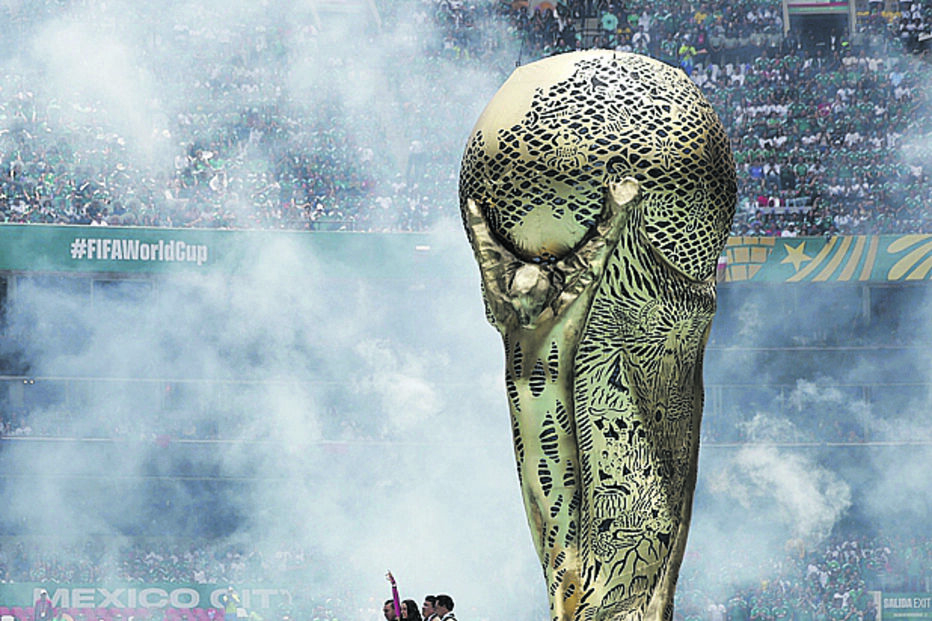 Réplica gigante da taça