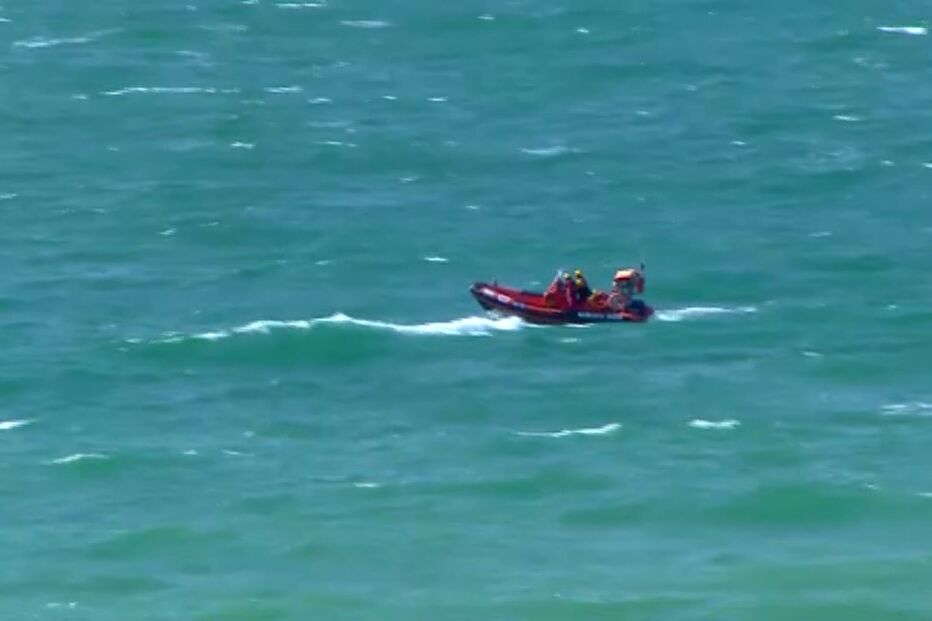 Retomadas buscas por jovem desaparecido na praia do Peneco em Albufeira