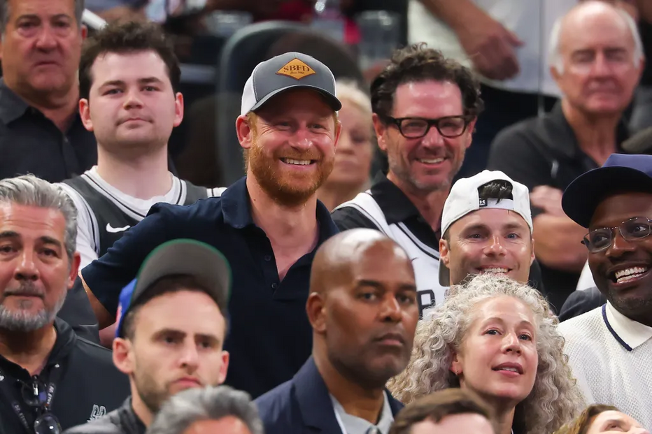 Príncipe Harry na vitória dos Knicks