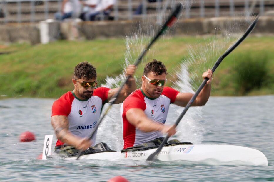 Canoístas João Ribeiro e Messias Baptista