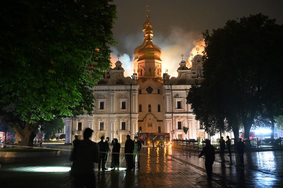  Catedral da Assunção, em Kyiv-Pechersk, foi alvo dos ataques.